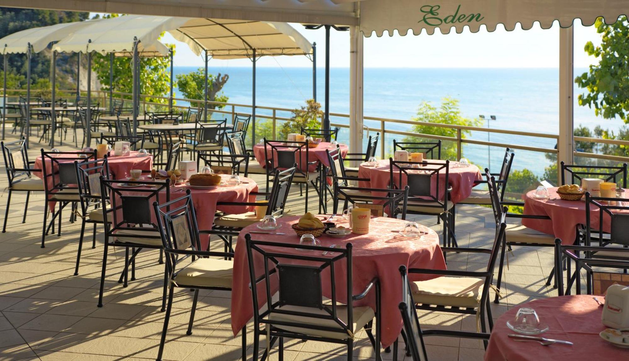 Hotel Eden Gigli Numana Εξωτερικό φωτογραφία