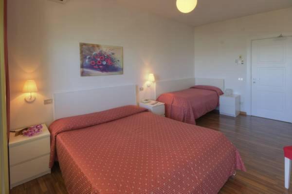 Hotel Eden Gigli Numana Εξωτερικό φωτογραφία