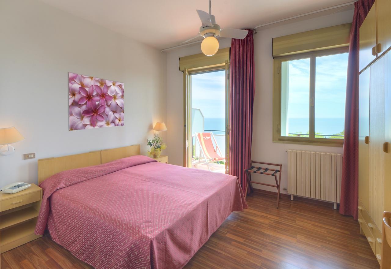 Hotel Eden Gigli Numana Εξωτερικό φωτογραφία