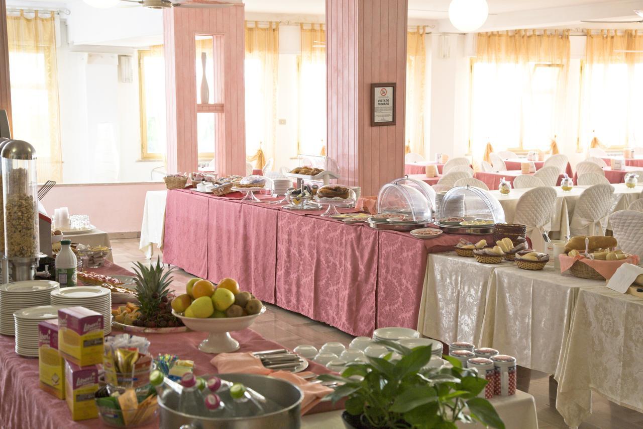 Hotel Eden Gigli Numana Εξωτερικό φωτογραφία