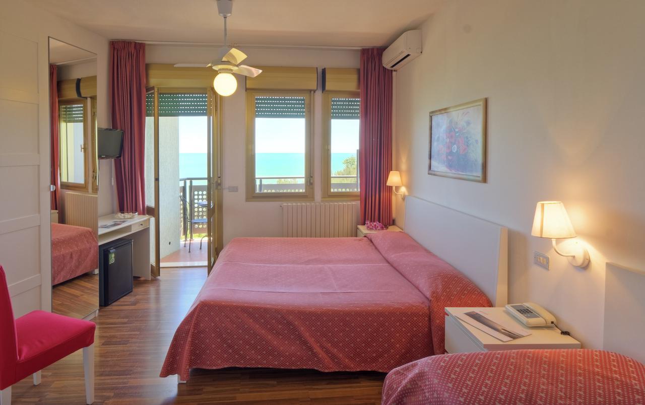 Hotel Eden Gigli Numana Εξωτερικό φωτογραφία
