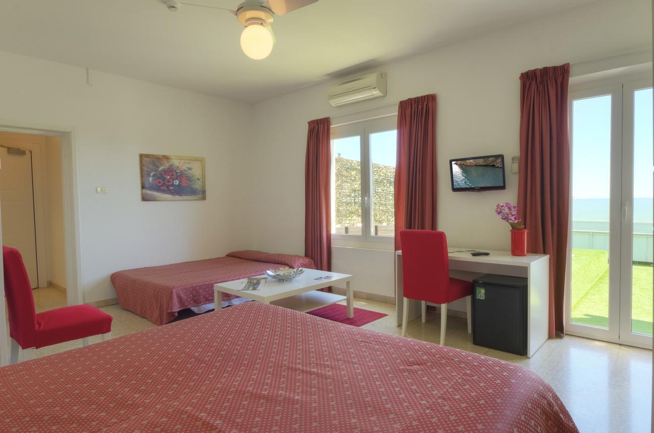 Hotel Eden Gigli Numana Εξωτερικό φωτογραφία